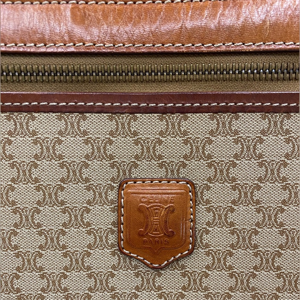 Celine Macadam clutch - Picture 3 of 12